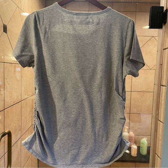 Michael Kors Gray Tee - Size Large - Gently loved - Short Sleeved - Picture 6 of 7